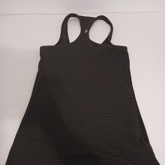 Lululemon Tank Racerback Striped Top 12 ptp - Picture 4 of 7